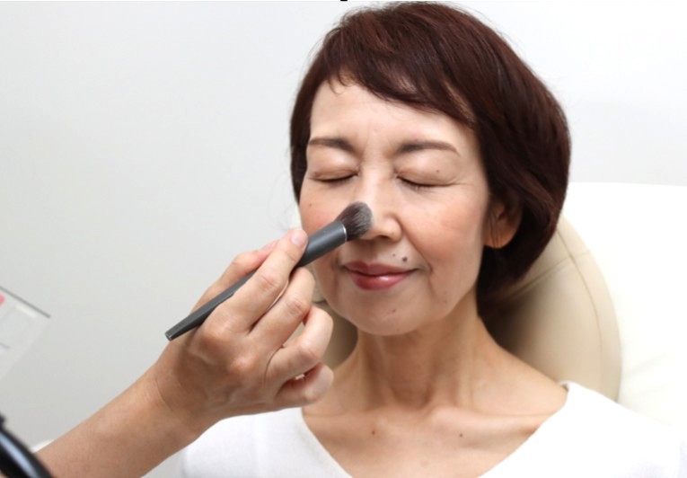 LADYGO女優ファンデブラシ